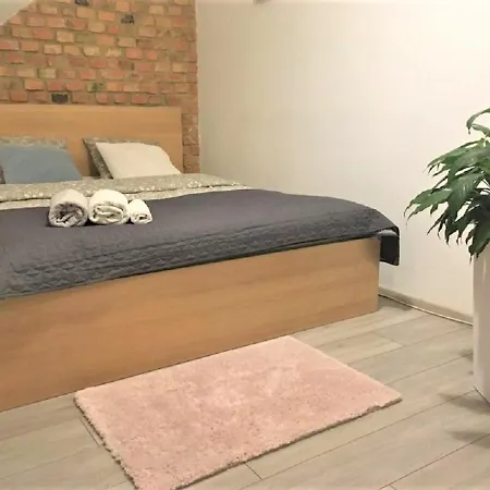Secret 2 Apartment *