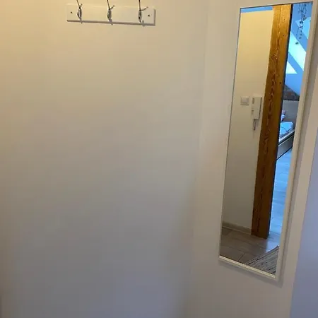Secret 2 Apartment *