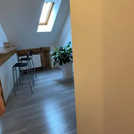 Secret 2 Apartment *